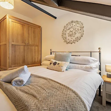 Casa vacanze 4 Bed In 86392